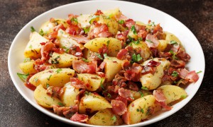 11 salate de cartofi delicioase - rețete simple și rapide pentru orice ocazie